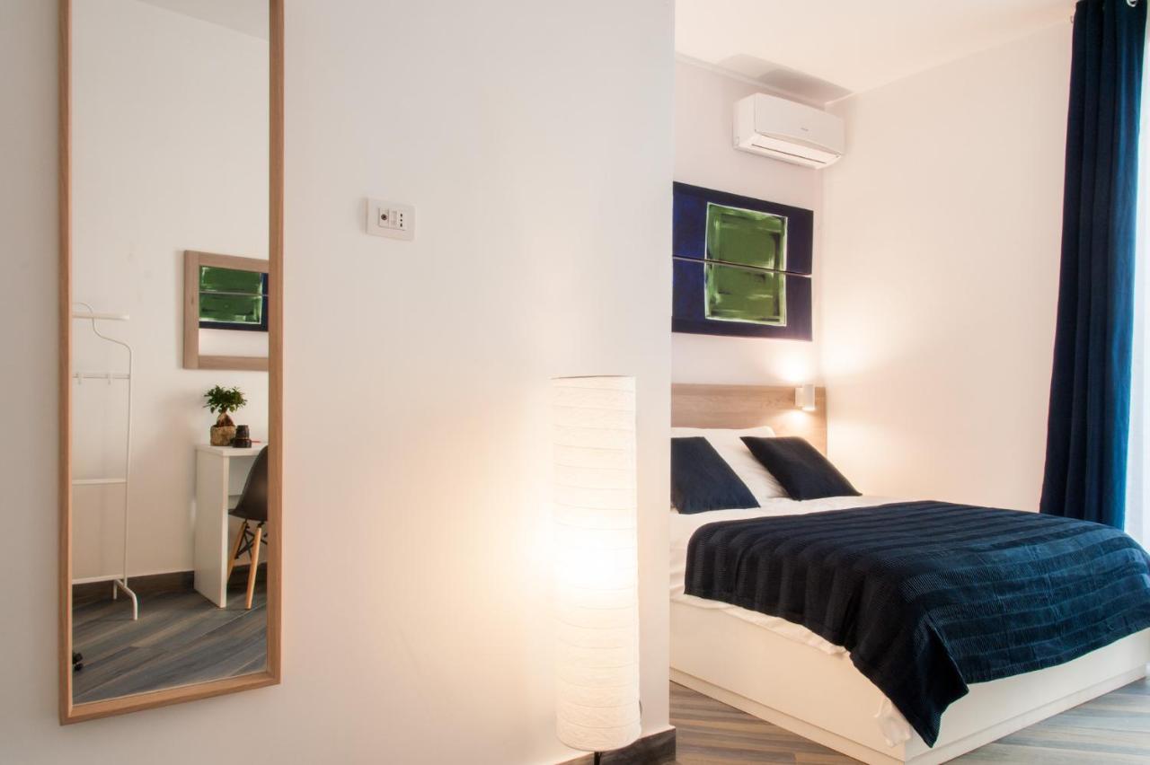 Demi Rooms Napoli Ngoại thất bức ảnh
