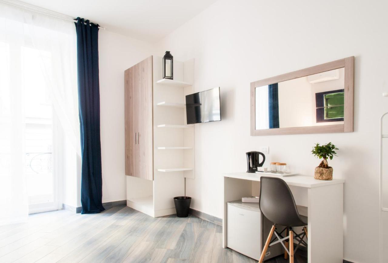 Demi Rooms Napoli Ngoại thất bức ảnh
