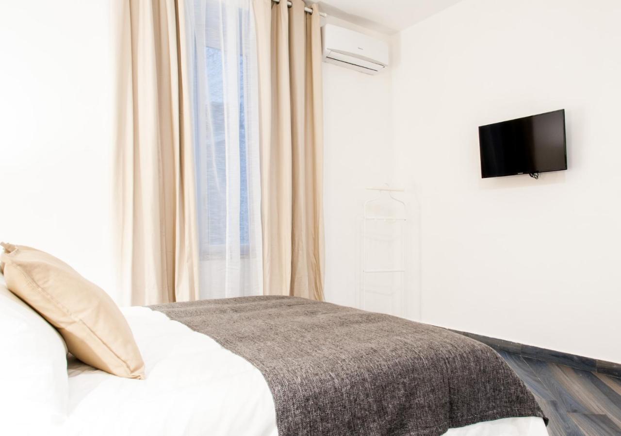 Demi Rooms Napoli Ngoại thất bức ảnh