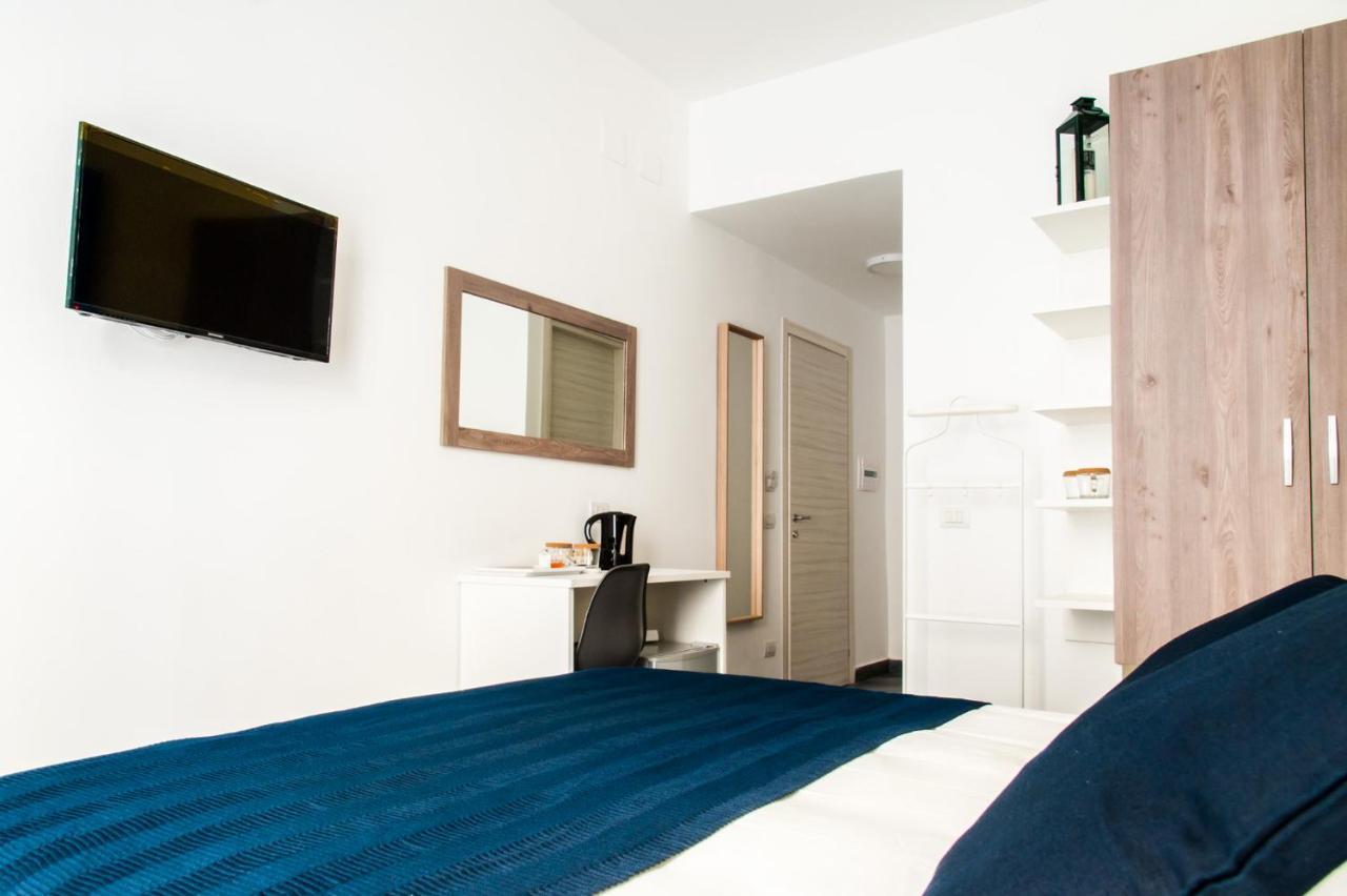 Demi Rooms Napoli Ngoại thất bức ảnh